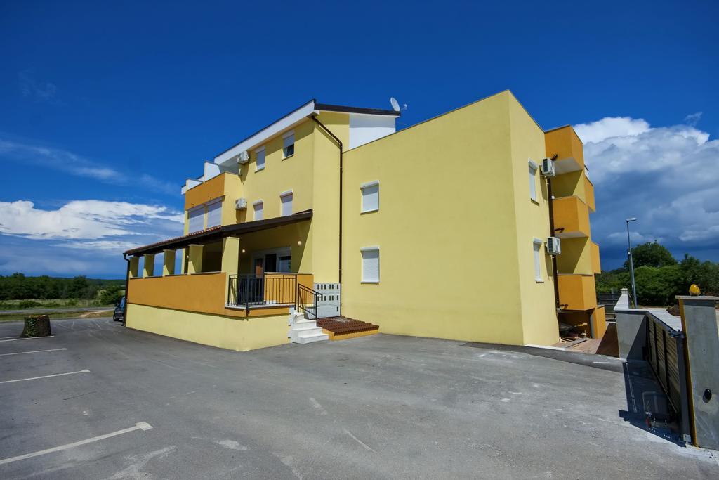 Apartments Finida Umag Kültér fotó